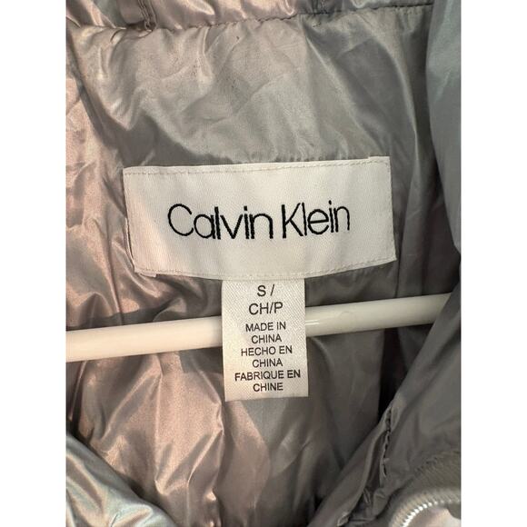 Calvin Klein silver puffer vest - Picture 3 of 5